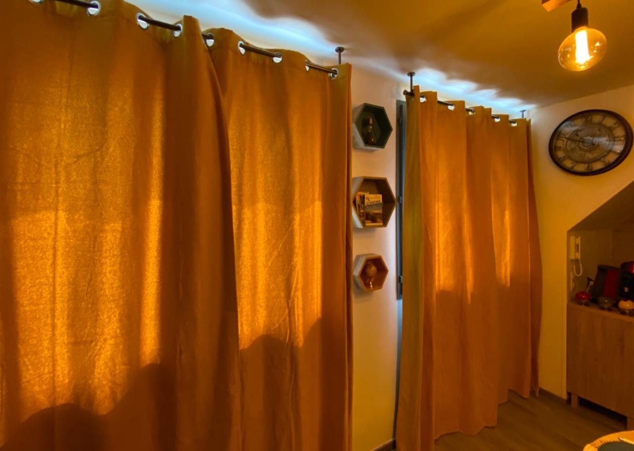 Studio Capucine - Centre Ville - Jolie Vue - Cosy Eus  Eksteriør bilde